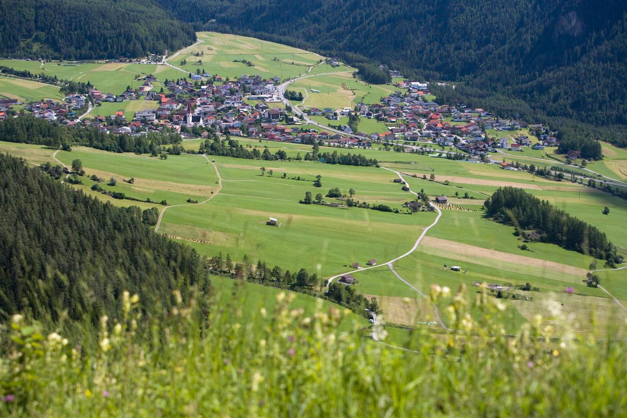 Haus Rainbach Hotel Umhausen Buitenkant foto