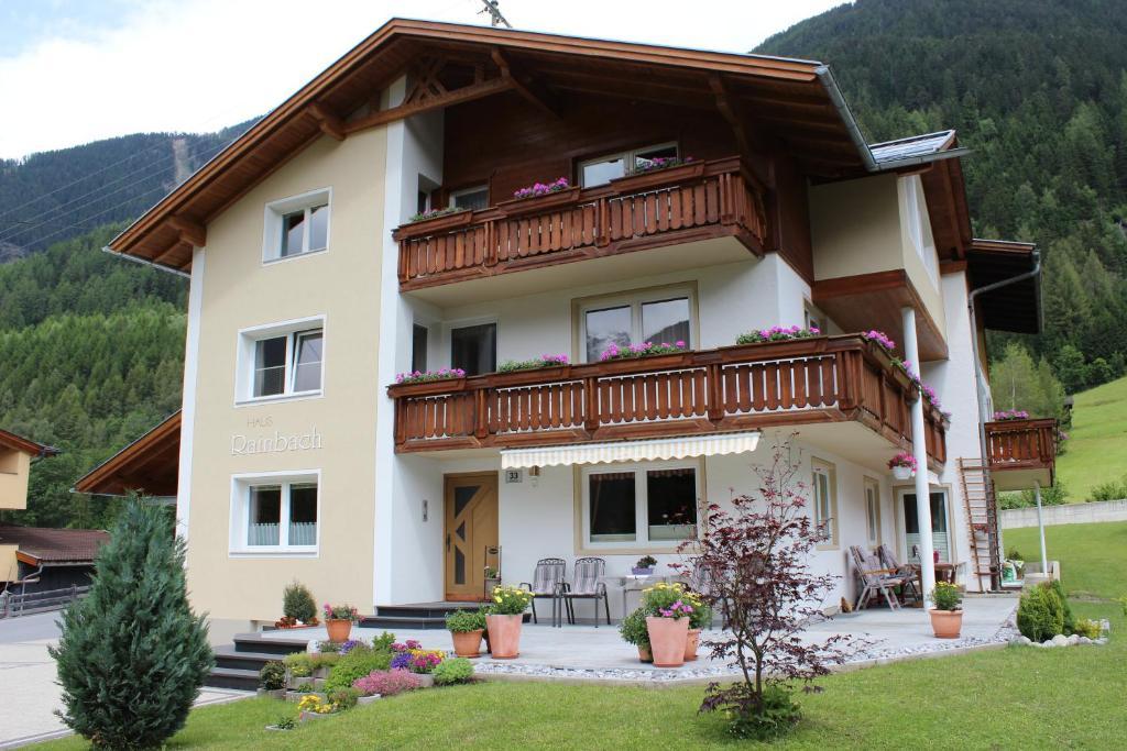 Haus Rainbach Hotel Umhausen Buitenkant foto