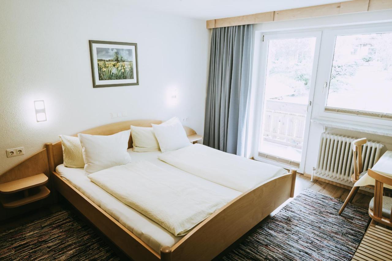 Haus Rainbach Hotel Umhausen Buitenkant foto
