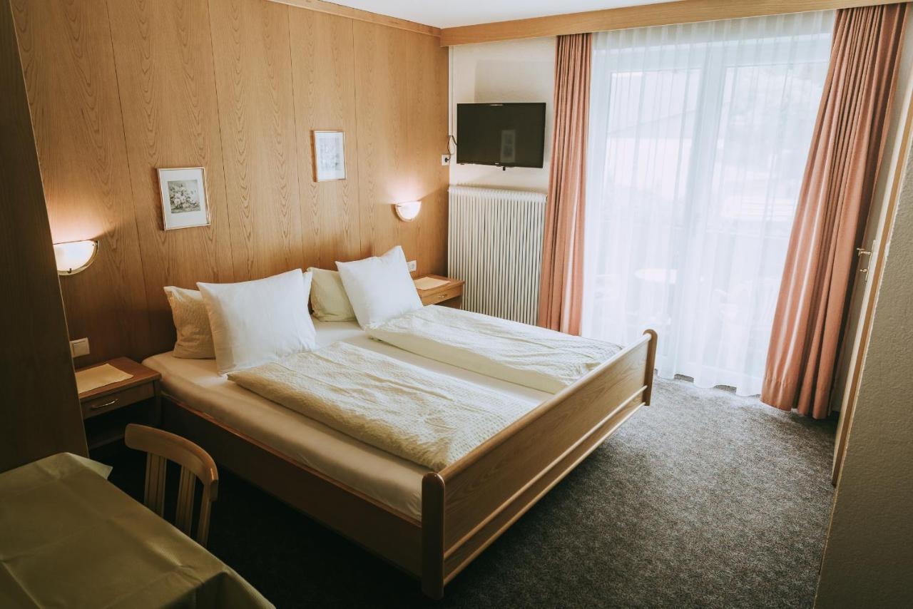 Haus Rainbach Hotel Umhausen Buitenkant foto